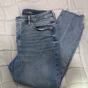 Old Navy Straight Leg Jeans in Denim Blue